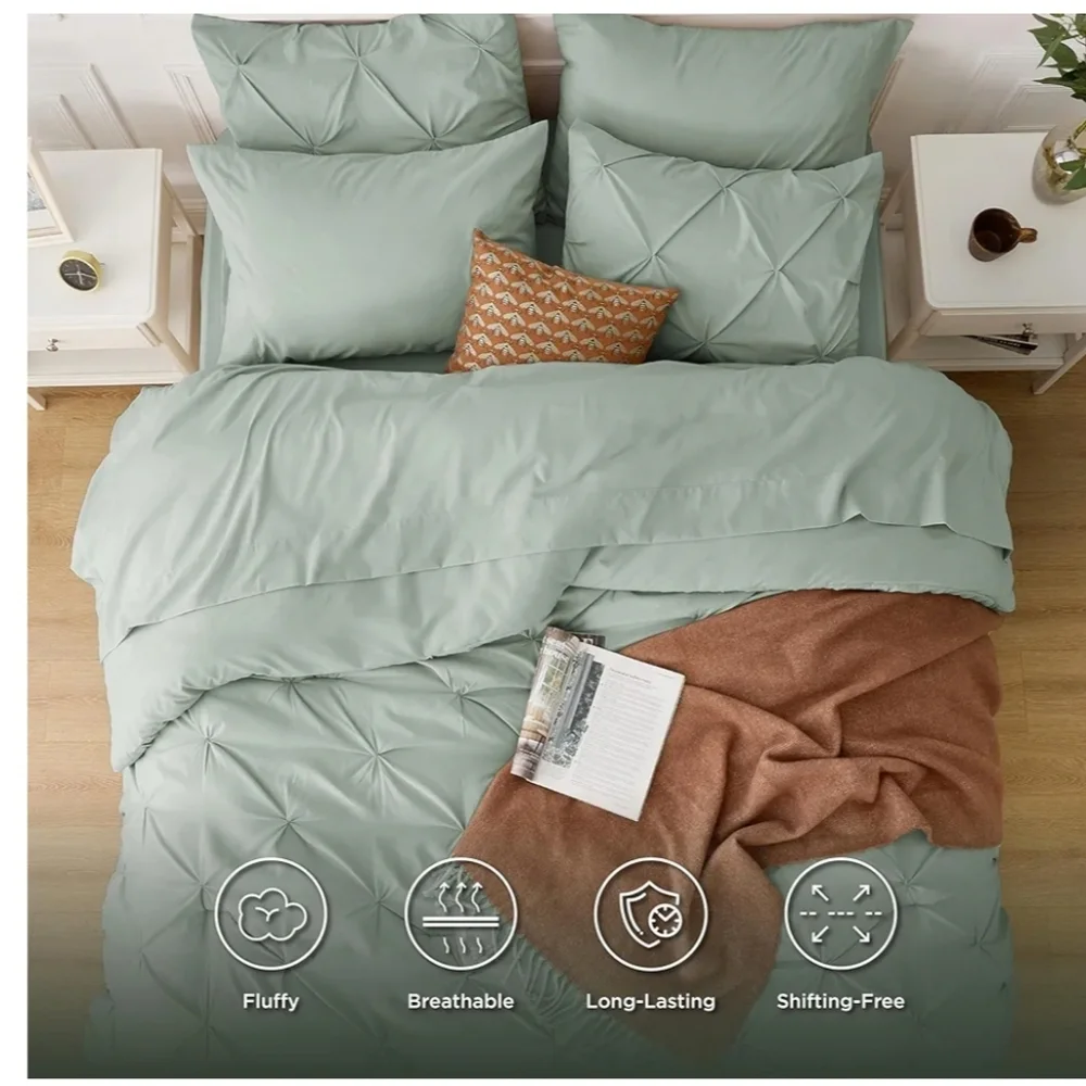 FULL Pintuck Sage Green 7 Piece Bed in A Bag